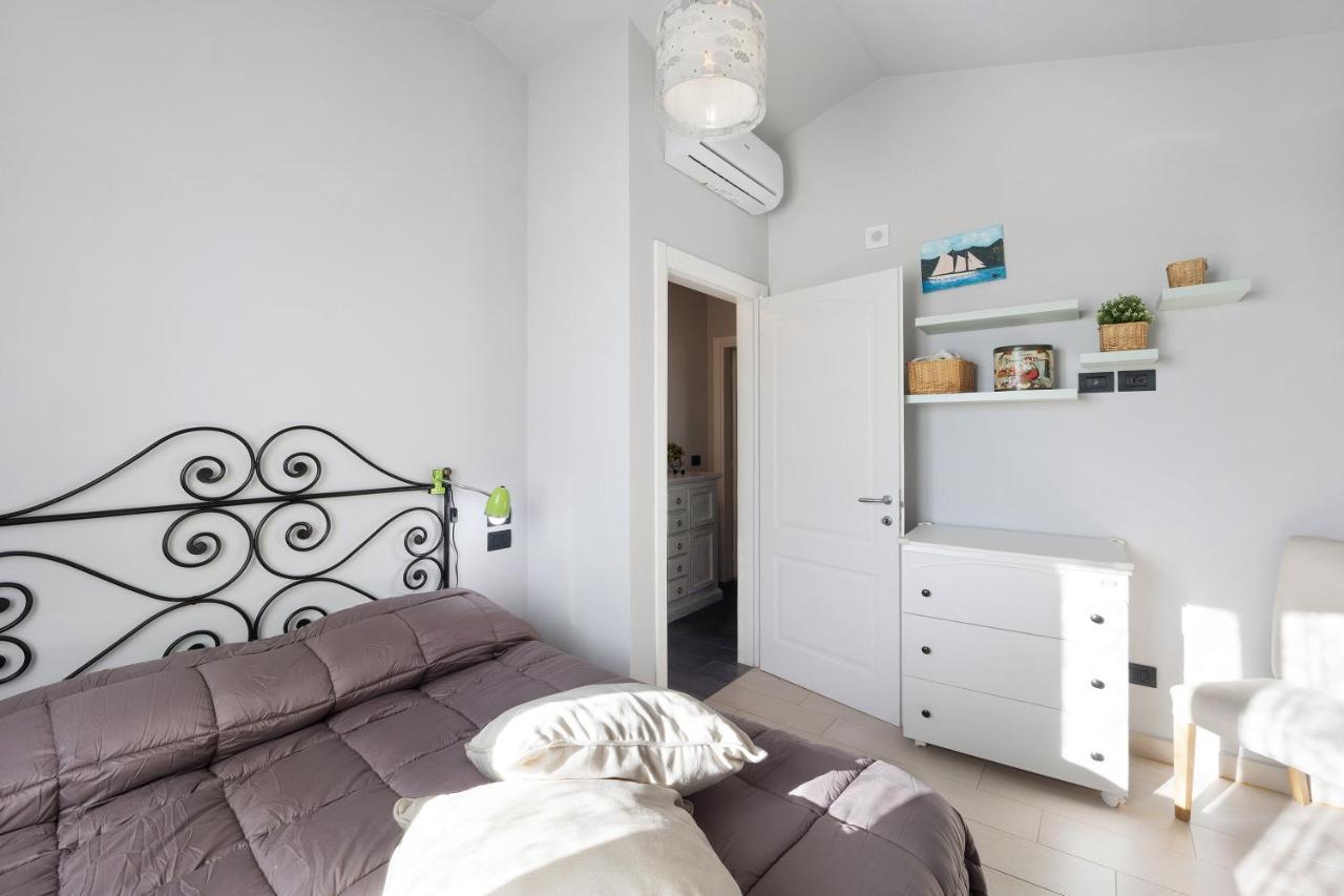 Casa Girasole 600 Mt Dal Mare Apartment Imperia Luaran gambar